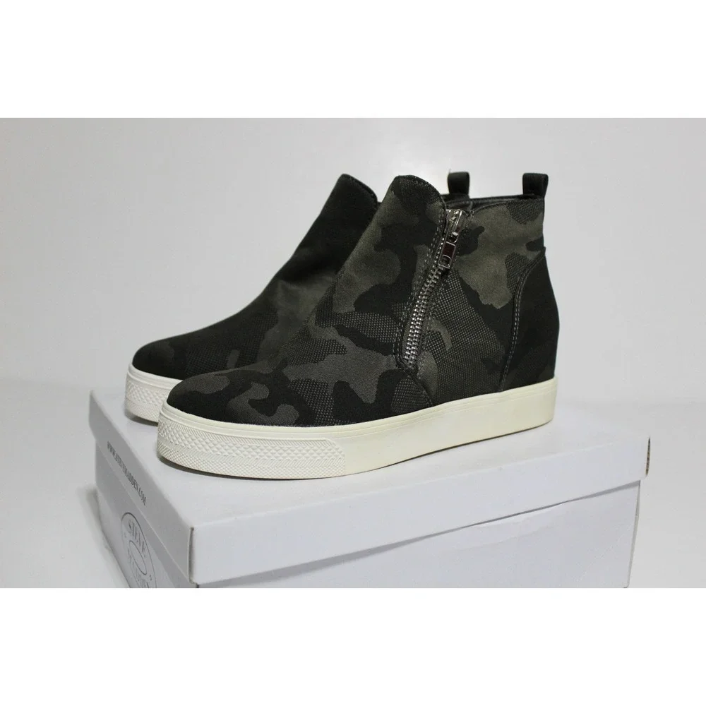Steve Madden Wedgie WEDG01S1 Womens 10 Sneaker Gray Camo Side Zip Wedge Shoes